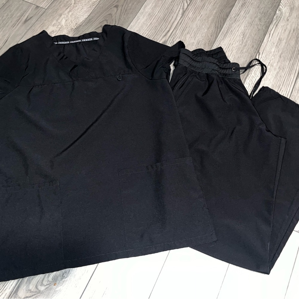 Black Scrub Set